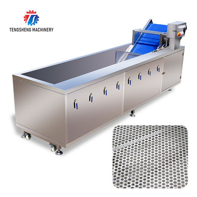Watercress Bubble Generating Vegetable Fruit Cleaning Machine , Apricot Commercial Vegetable Washer